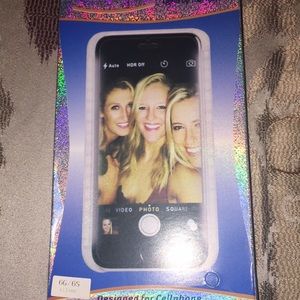 Smartphone case lights up